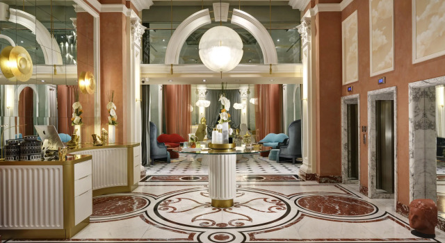 Leon's Place Hotel