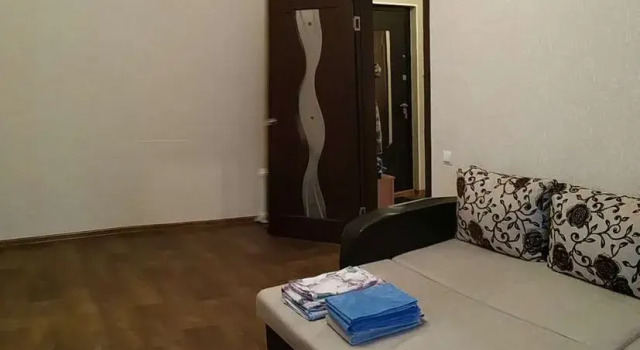 Квартира на улице Ивана Захарова 12/1, Забронировать Апартаменты/квартира Сургут Сургутский район