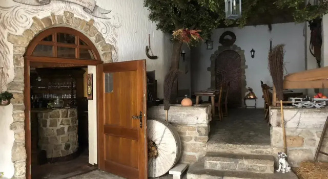 Pension Zum Ewigen Rath Mini-Hotel, Rezerwuj Bed and Breakfast Muehlhausen 