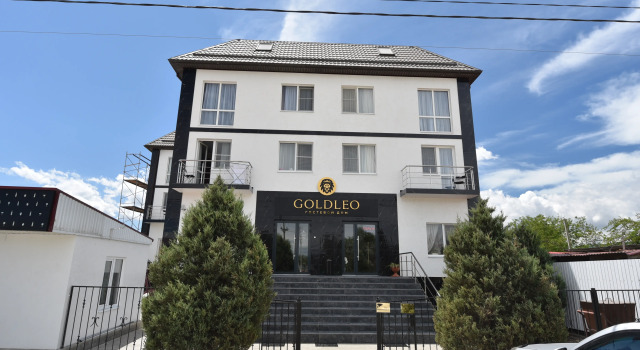Отель Goldleo