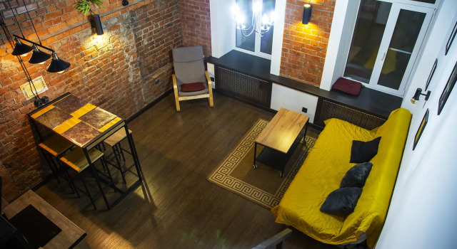 Dvukhetazhnaya Studiya - Loft Flat, Rezervovat Apartmán Hotely v Petrohrad s parkováním, Parkování