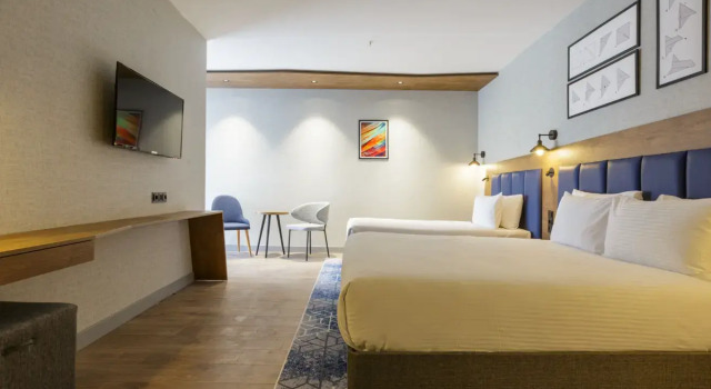 Полулюкс Ramada Encore by Wyndham Istanbul Arnavutkoy