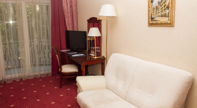 Двухместная студия Мансарда Гостиница Royal Falke Resort & SPA