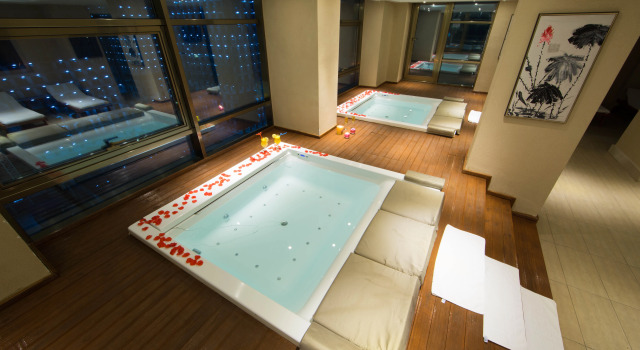 Отель Qafqaz Baku City Hotel and Residences