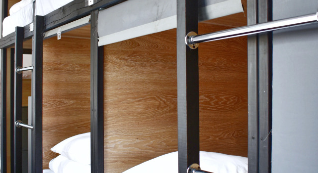 Женская капсула Хостел BookCase Hotel&Hostel