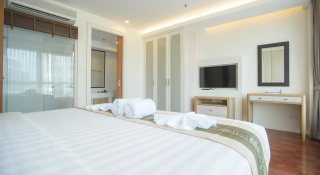 Номер Standard с 2 комнатами с балконом и с красивым видом из окна GM Serviced Apartment