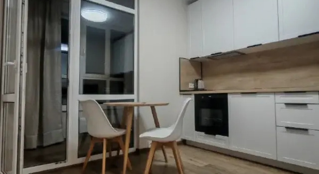 Stilnaya Odnokomnatnaya V Novom Dome Flat, Buchen Sie Ferienwohnung Wladiwostok 