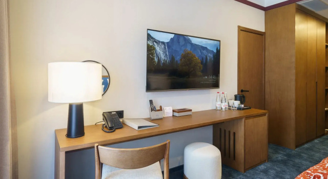 Номер Делюкс Коннект с балконом и с видом на горы Отель Лазурит Архыз Hotel & SPA 5*
