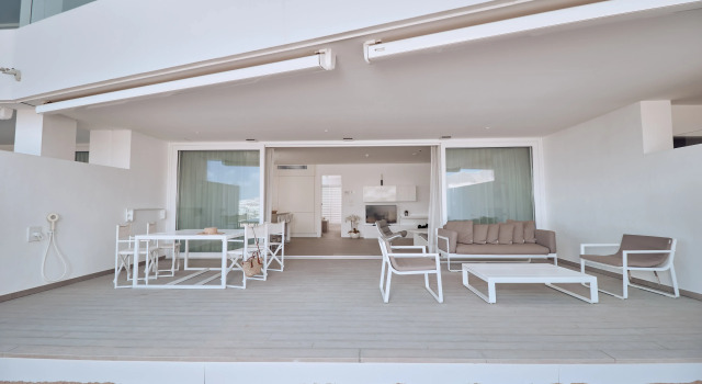 Люкс Serenity Bliss с 2 комнатами с частичным видом на море Domes Baobab Suites