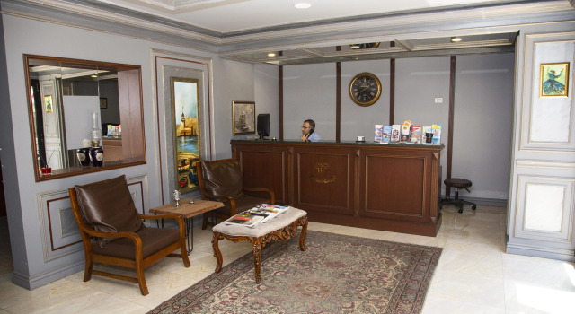 Отель HHK Hotel Downtown