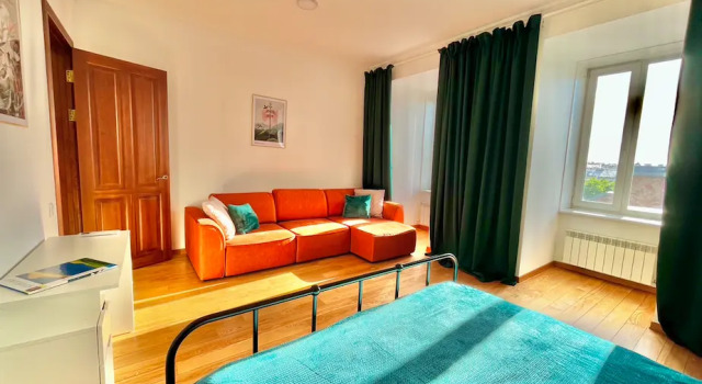 Квартира SpbStay большая 5-комнатная с тремя санузлами (до 20 чел), Забронировать Апартаменты/квартира Санкт-Петербург Россия, рядом с Музей Анны Ахматовой в Фонтанном доме