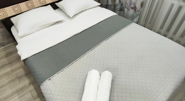 Yevrodvushka Apartments, Prenota Appartamento Hotel a Omsky District con parcheggio, Parcheggio