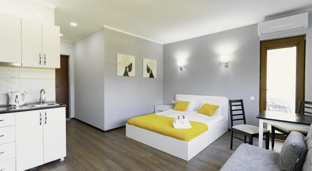 Двухместная студия с балконом и с красивым видом из окна Апарт-отель G Point New Time Beach