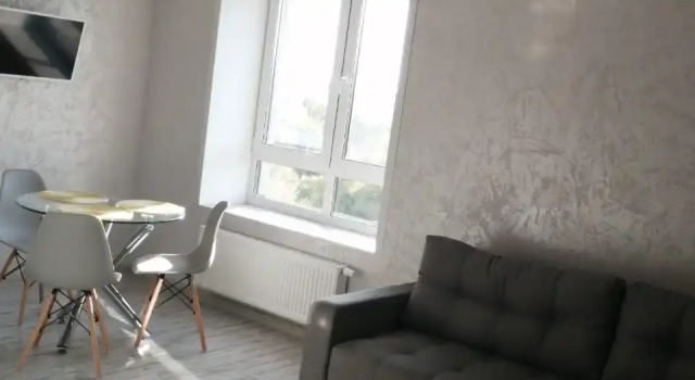 158 Kvartir Profinterna 28 Apartments, Prenota Appartamento Hotel a Barnaul con parcheggio, Parcheggio