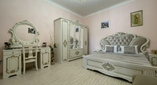 Na Ulitse Tolstogo 1 Apartments, Prenota Appartamento Yalta 