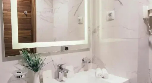 Одноместный номер Standard Central Point Hotel Beograd