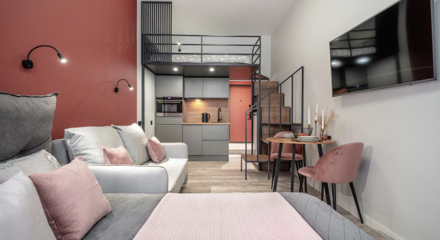 Апартаменты Улучшенные SweetHome на Лиговском 65, Забронировать Апартаменты/квартира Отели Санкт-Петербурга с парковкой, рядом с Владимирская, Парковка