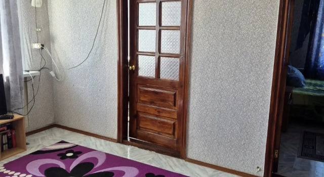 4kh Komnatnaya Khoroshaya  Zhdet Vas Tsentr Vsya Infrastruktura Flat, Prenota Appartamento Pallasovka 