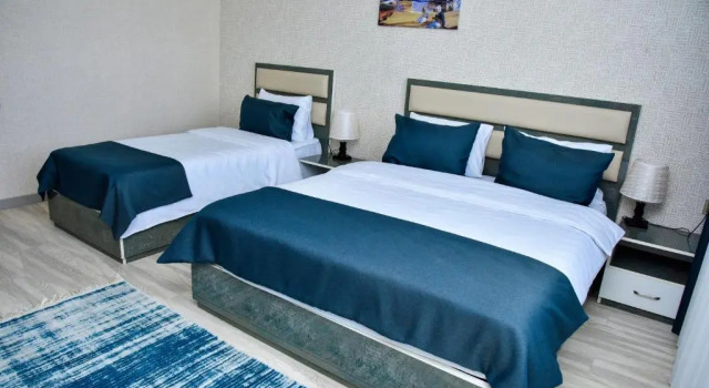 Трёхместный номер Deluxe с балконом Supreme Hotel Baku