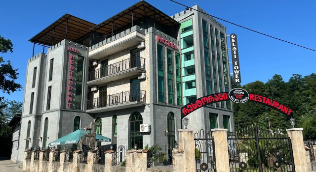Hotel Gelati Tower, Rezervovat Hotel Hotely v Imereti s parkováním, Parkování