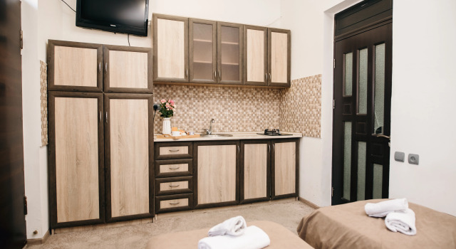 Standard Double room with balcony Nuryan Yerevan Hotel