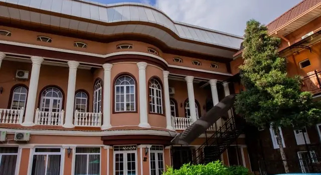 Отель Art House
