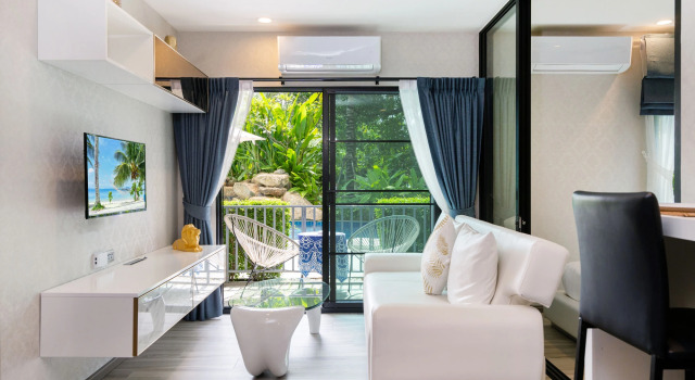 Апартаменты Luxury 46m2 Luxury Poolside 1 Bedroom Free Netflix Apartments	