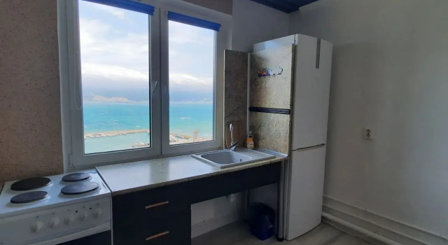 One-bedroom apartment with a Balcony and Sea view, Rezerwuj Apartament Noworosyjsk Novorossiysk Region