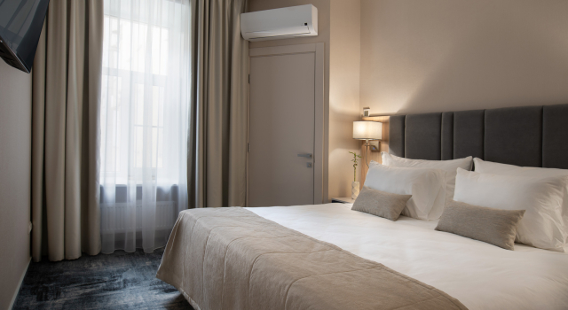2 rooms Rokos With Jacuzzi Suite with city view Rokos Spb Boutique hotel