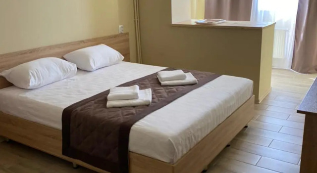 Grin Hotel, Prenota Hotel Lobnja Oblast' di Mosca