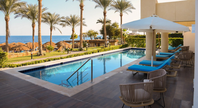 Люкс Swim Up Executive с видом на море Sunrise Diamond Beach Resort -Grand Select