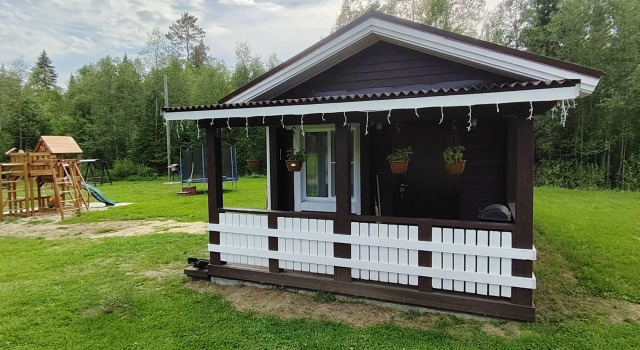 Uyutny Domik Dlya Dvoikh Private house, Prenota Casa vacanze Hotel a Carelia con parcheggio, Parcheggio