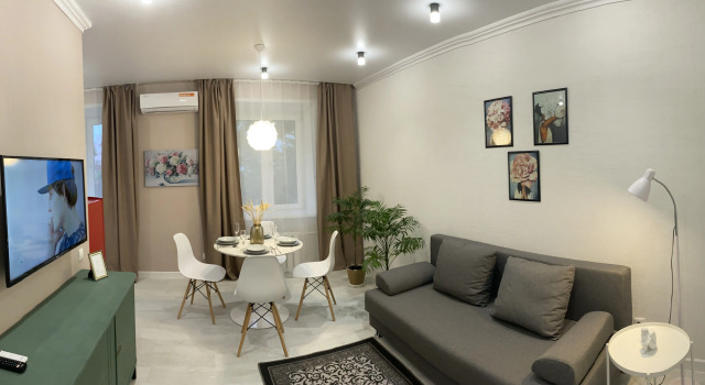 Dvukhkomnatnaya Kvartira V Tsentre Ufy Apartments, Rezervovat Apartmán Hotely v Bashkortostan s parkováním, Parkování
