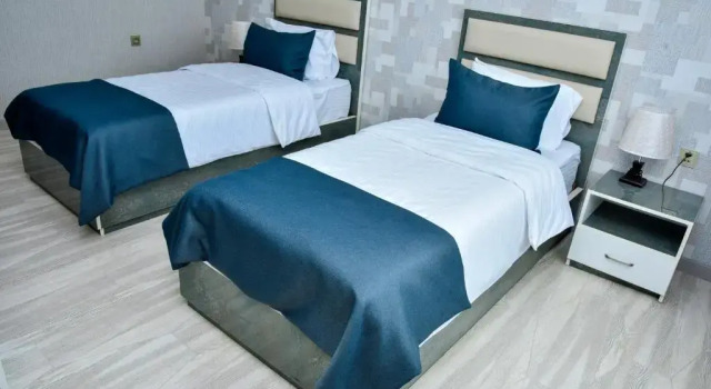 Трёхместный номер Deluxe с балконом Supreme Hotel Baku