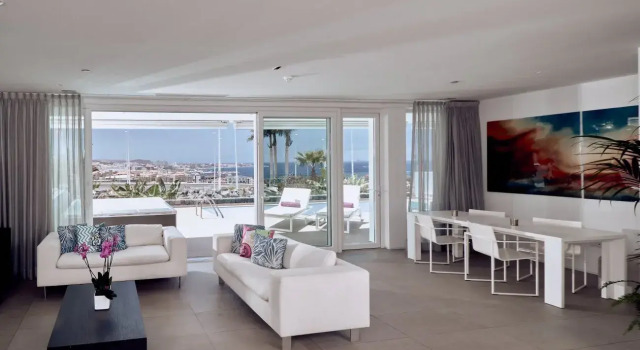 Люкс Serenity Mar с 2 комнатами с частичным видом на море Domes Baobab Suites