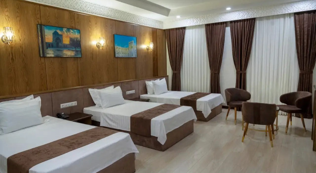 Трёхместный полулюкс Отель Paradise Plaza Luxury