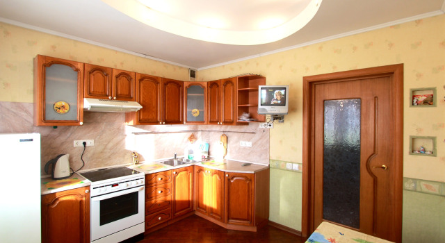V Lyubertsah Apartments, Rezervovat Apartmán Hotely v Lyuberetsky District s parkováním, Parkování