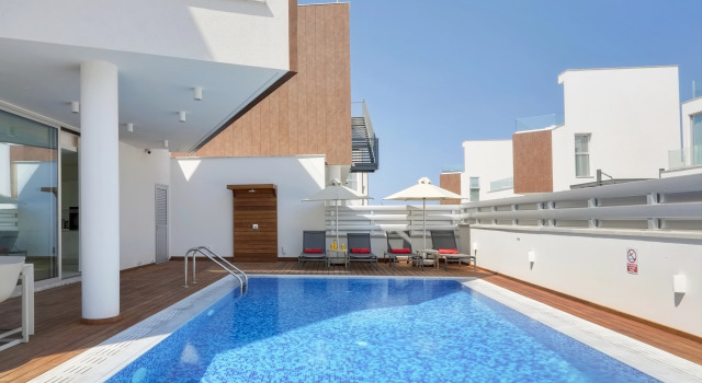 Вилла Sunrise Residences 1, Забронировать Вилла Коттеджи Паралимни, Коттедж