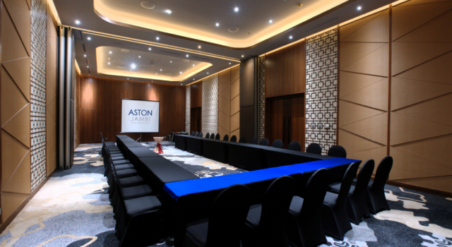 Aston Jambi Hotel & Conference Center, Book Hotel Hoteller i Jambi med pool, Swimmingpool
