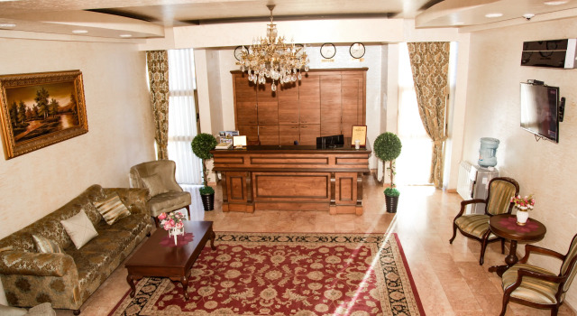 Отель Iberia Palace Hotel & Restaurant