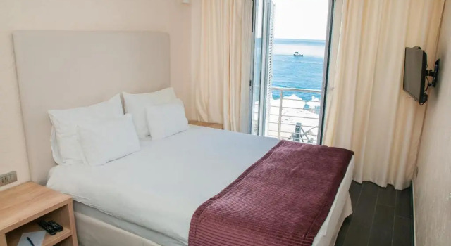 Двухместный люкс с видом на море Отель Astoria  Budva - Montenegro