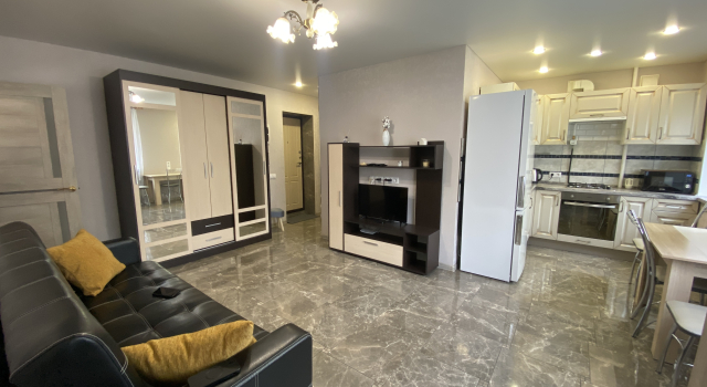 Krasivaya Uyutnaya V Tsentre Flat, Prenota Appartamento Jaroslavl' 