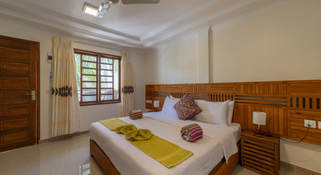 Двухместный номер Classic с балконом Гостевой Дом Kamadhoo Inn