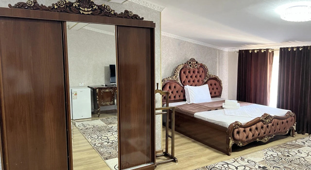Двухместный люкс Мансарда с балконом и с красивым видом из окна Отель Garden City