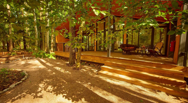 Bolshaya Repinskaya Dacha v Lesu Private House, Reserva ahora Casa o chalet Cabañas en San Petersburgo, Cabaña