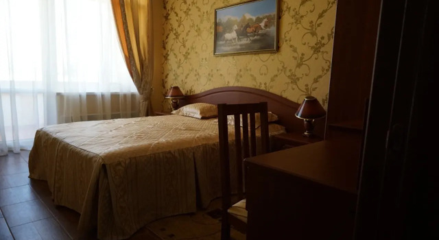 Двухместный люкс с балконом и с видом на город Отель Кручар
