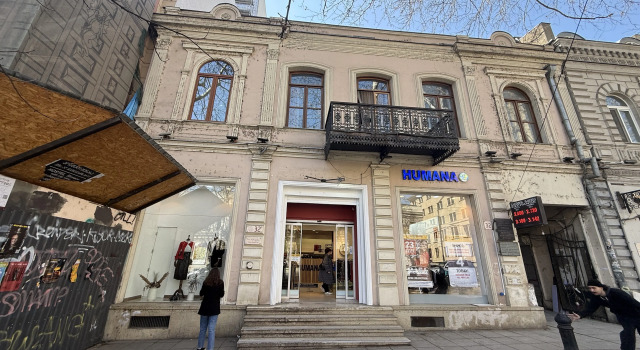 Квартира Проспект Руставели центр, Забронировать Апартаменты/квартира Тбилиси Регион Тбилиси, рядом с Концертный зал Тбилиси