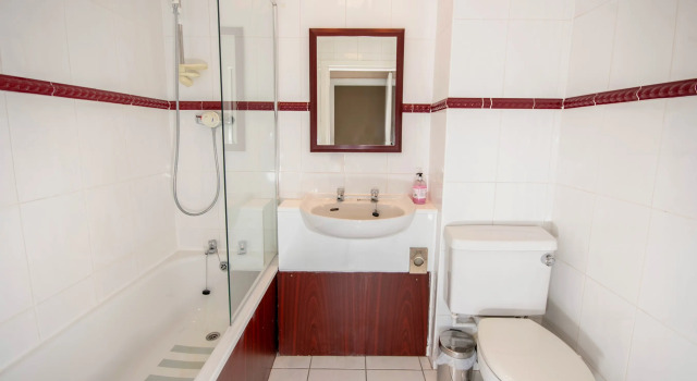 Трёхместный номер Standard Отель Northop Hall Country House