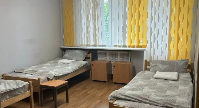 Кровать в общем номере (мужской номер) Хостел Олимп