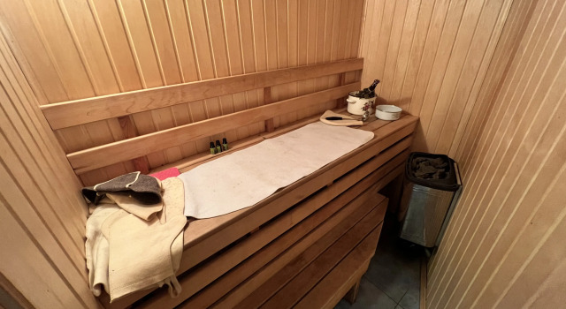 Шестиместный люкс Sauna с видом на внутренний двор Жилое помещение  FED FLATS Парковка